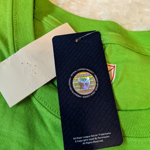 Nwt MLS Seattle sounders FC bright green t-shirt - Picture 4 of 13